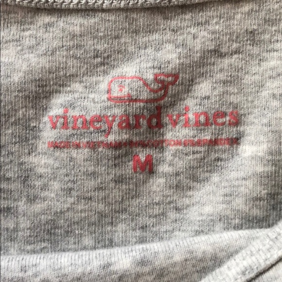 Tank tops - Picture 3 of 3